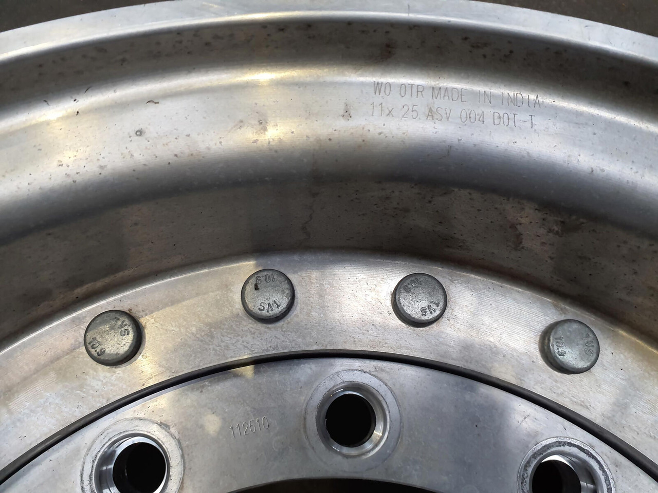 Grove Rim 445/95R25 12 13.3 2p Alu - الجنوط - الرافعة: صور 5 Grove Rim 445/95R25 12 13.3 2p Alu - الجنوط - الرافعة: صور 5