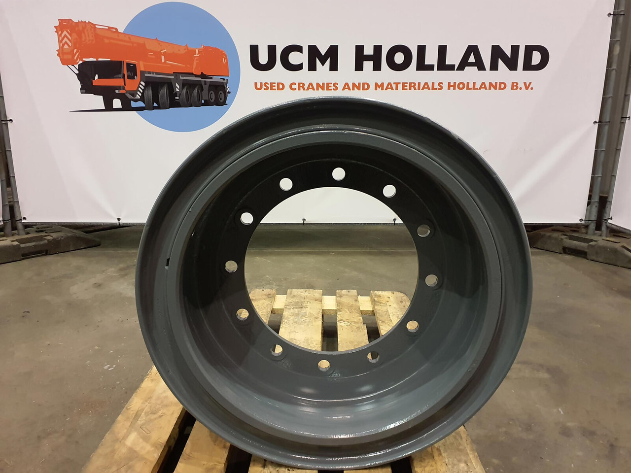 Grove Rim 445/95R25 12 14.5 3p - الجنوط - الرافعة: صور 1 Grove Rim 445/95R25 12 14.5 3p - الجنوط - الرافعة: صور 1