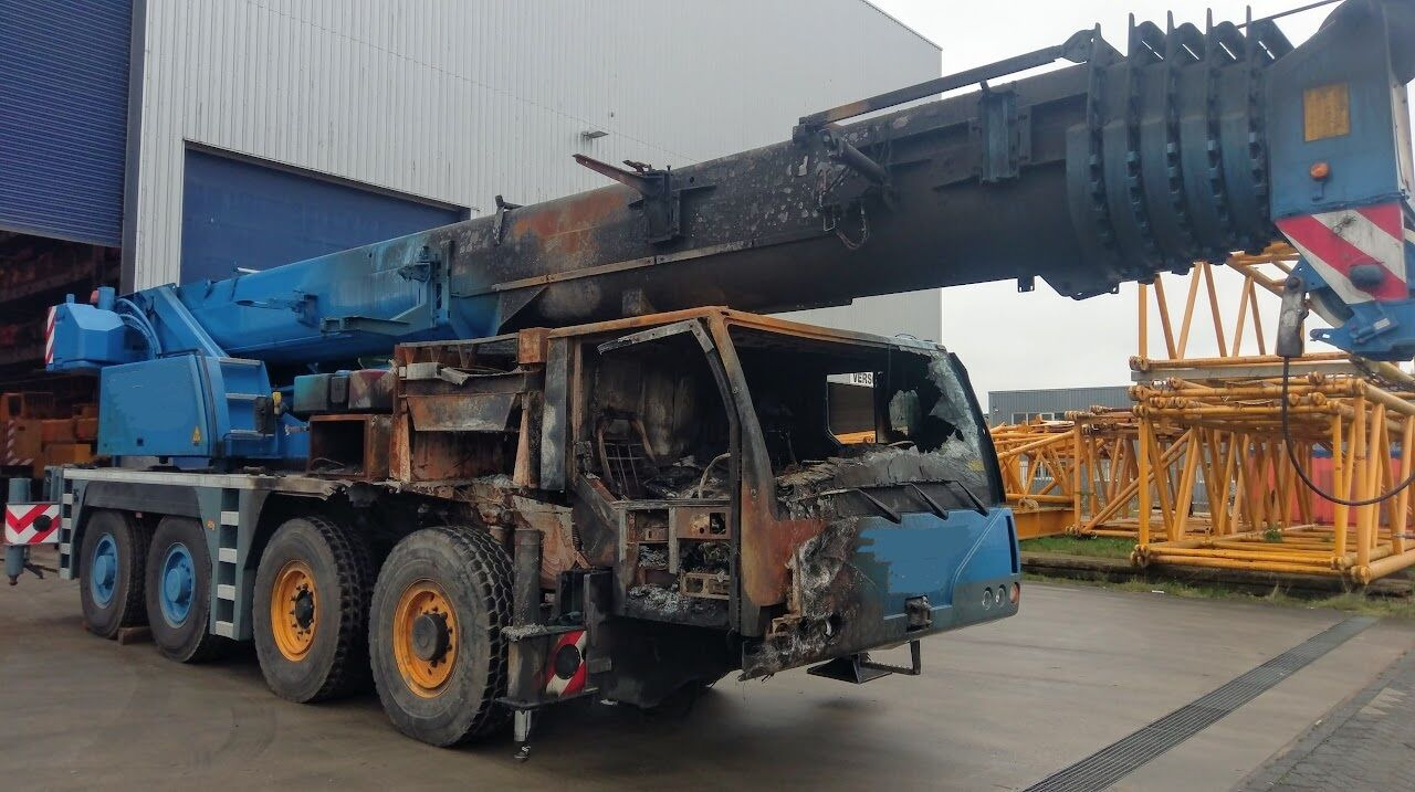 Liebherr LTM 1070-4.1 - موبايل كرين: صور 2 Liebherr LTM 1070-4.1 - موبايل كرين: صور 2