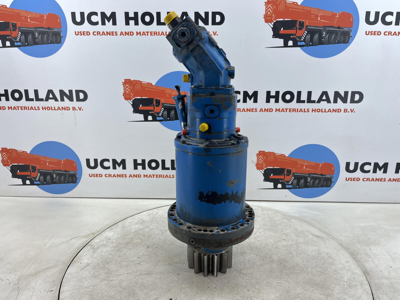 Liebherr LTM 1250-6.1 Slewing gear - محرك سوينغ - موبايل كرين: صور 4 Liebherr LTM 1250-6.1 Slewing gear - محرك سوينغ - موبايل كرين: صور 4