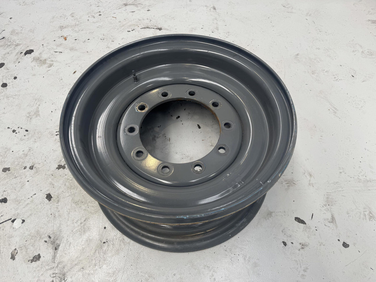 Liebherr Rim 445/95R25 10 12 1p - الجنوط - الرافعة: صور 1 Liebherr Rim 445/95R25 10 12 1p - الجنوط - الرافعة: صور 1