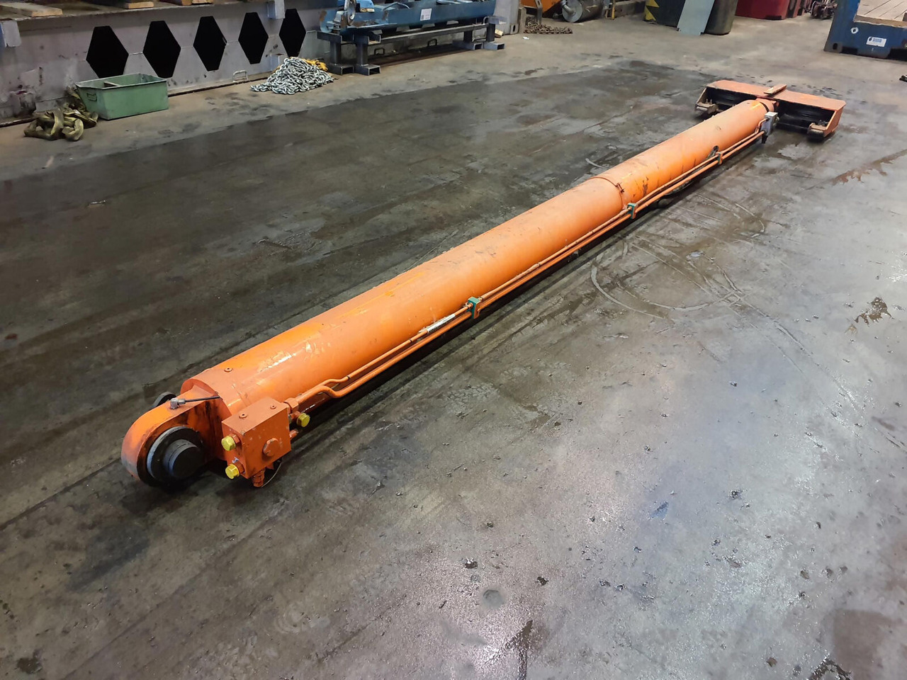 Spierings SK 598 AT5 erection cylinder - الاسطوانة الهيدروليكية - موبايل كرين: صور 2 Spierings SK 598 AT5 erection cylinder - الاسطوانة الهيدروليكية - موبايل كرين: صور 2