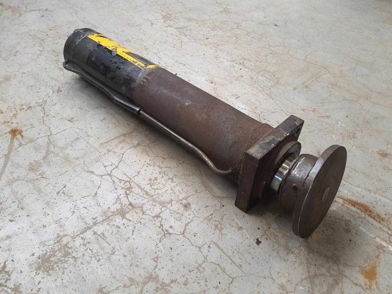 Spierings SK 598 Outrigger cylinder - الاسطوانة الهيدروليكية - موبايل كرين: صور 3 Spierings SK 598 Outrigger cylinder - الاسطوانة الهيدروليكية - موبايل كرين: صور 3