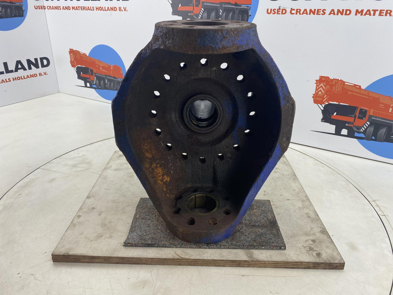 Terex AC 205 Steering knuckle 16 holes - مفصل التوجيه - موبايل كرين: صور 5 Terex AC 205 Steering knuckle 16 holes - مفصل التوجيه - موبايل كرين: صور 5