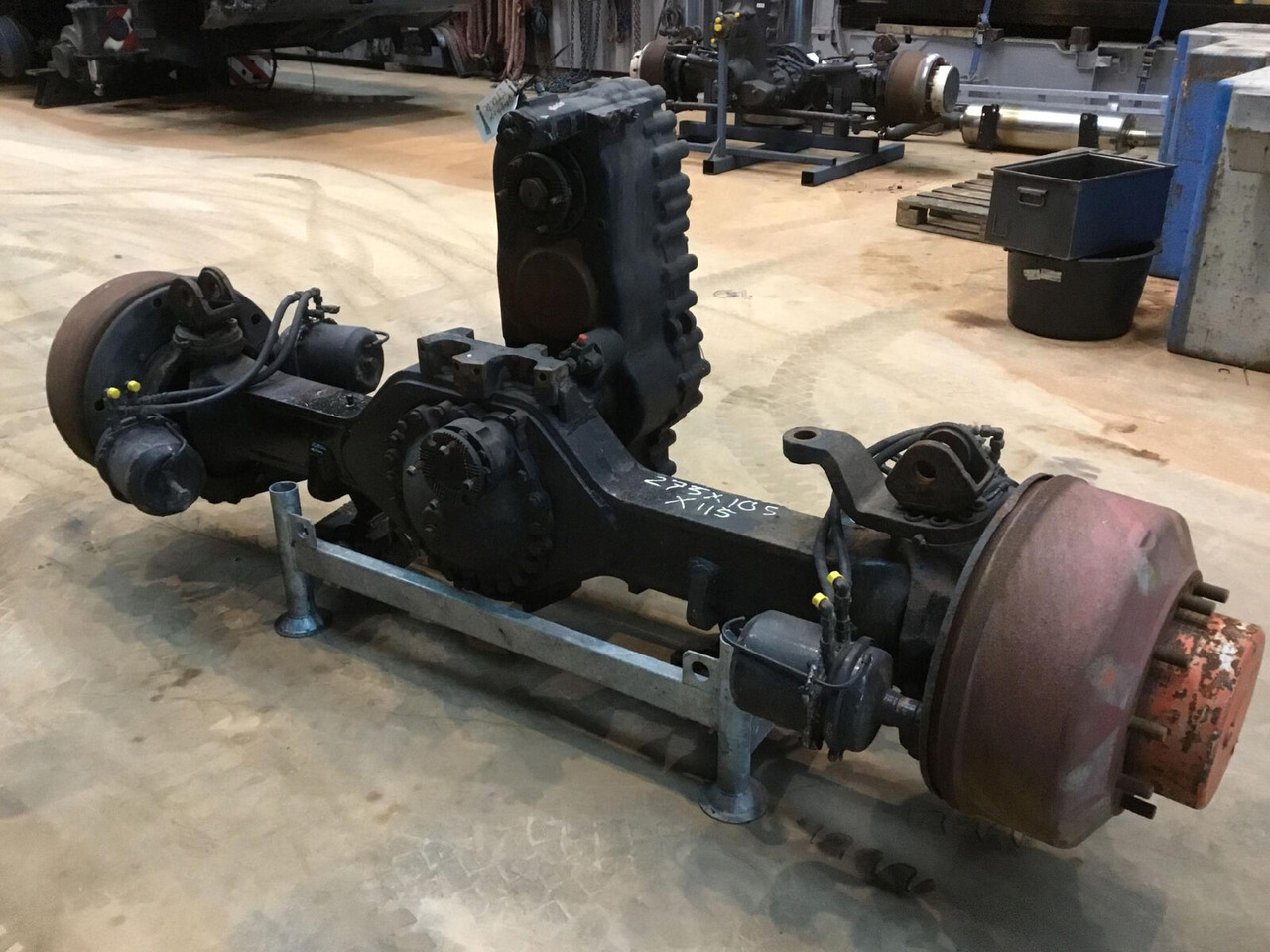 Terex AC 205 axle 2 - المحور و قطع الغيار - موبايل كرين: صور 1 Terex AC 205 axle 2 - المحور و قطع الغيار - موبايل كرين: صور 1