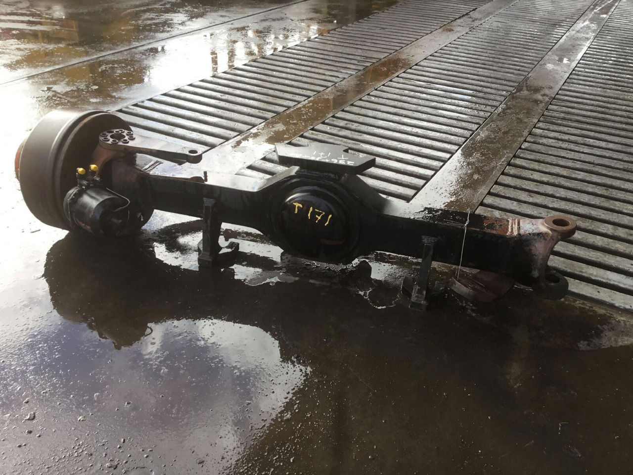 Terex AC 205 axle housing axle 4 - المحور و قطع الغيار - موبايل كرين: صور 4 Terex AC 205 axle housing axle 4 - المحور و قطع الغيار - موبايل كرين: صور 4
