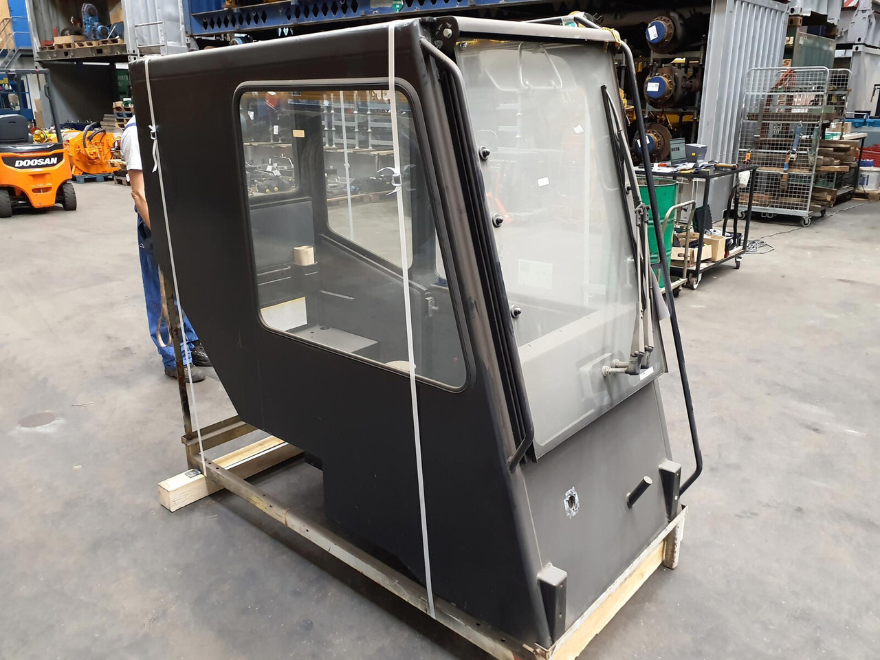 Terex AC upper cabin - الكبائن - موبايل كرين: صور 2 Terex AC upper cabin - الكبائن - موبايل كرين: صور 2