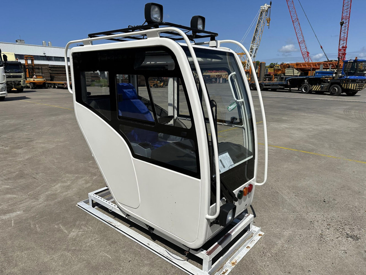 Terex dano/Demag upper cabs - الكبائن - رافعة برجية: صور 3 Terex dano/Demag upper cabs - الكبائن - رافعة برجية: صور 3