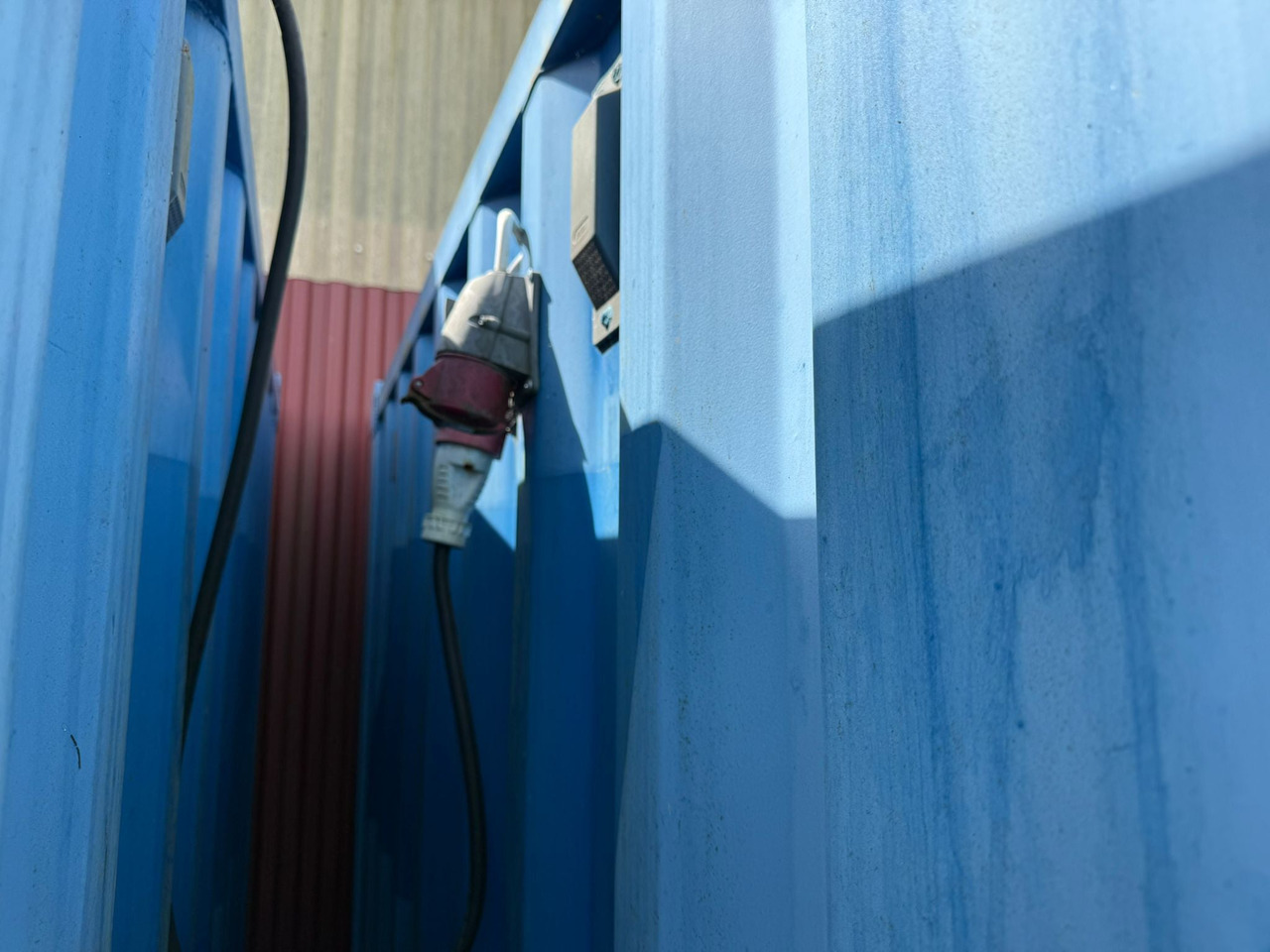 Isolerad 8 fots Container - حاوية شحن: صور 4 Isolerad 8 fots Container - حاوية شحن: صور 4