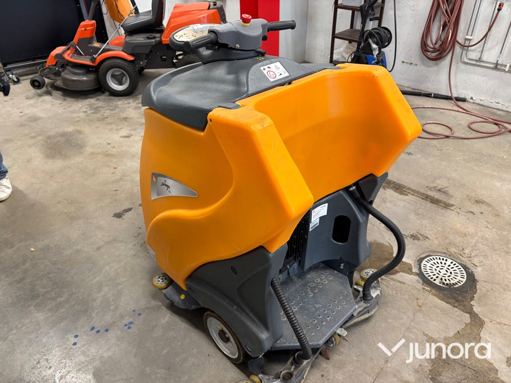 Kombiskurmaskin - Taski Swingo XP - ماكينة فرك وتجفيف: صور 4 Kombiskurmaskin - Taski Swingo XP - ماكينة فرك وتجفيف: صور 4