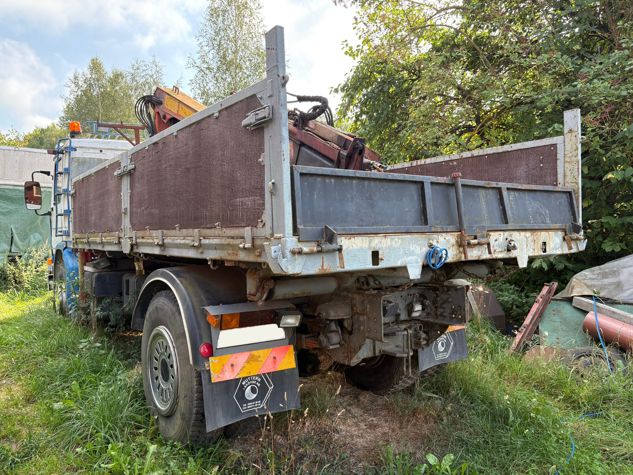 Lastbil Scania P92H 4X2 med lyftkran - شاحنات مسطحة, شاحنة كرين: صور 3 Lastbil Scania P92H 4X2 med lyftkran - شاحنات مسطحة, شاحنة كرين: صور 3
