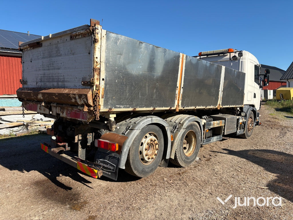 Lastbil Scania R124LB6X24NB470 - قلابات: صور 5 Lastbil Scania R124LB6X24NB470 - قلابات: صور 5
