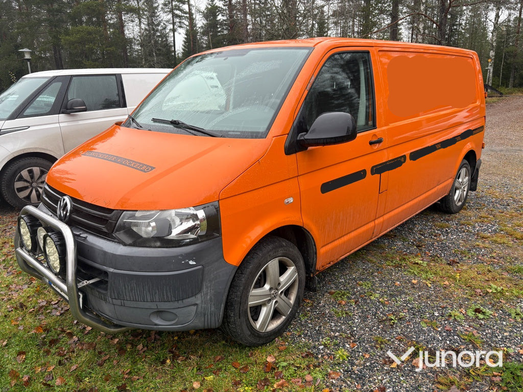 Lätt Lastbil - Volkswagen Transporter 4x4 - فان: صور 1 Lätt Lastbil - Volkswagen Transporter 4x4 - فان: صور 1