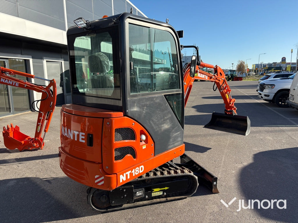Minigrävare - Nante NT-18D, 1.8 ton, med hytt - حفارة مصغرة: صور 5 Minigrävare - Nante NT-18D, 1.8 ton, med hytt - حفارة مصغرة: صور 5