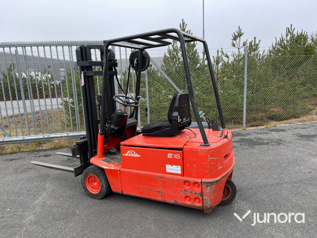 Motviktstruck - Linde E16 - رافعة شوكية كهربائية: صور 3 Motviktstruck - Linde E16 - رافعة شوكية كهربائية: صور 3