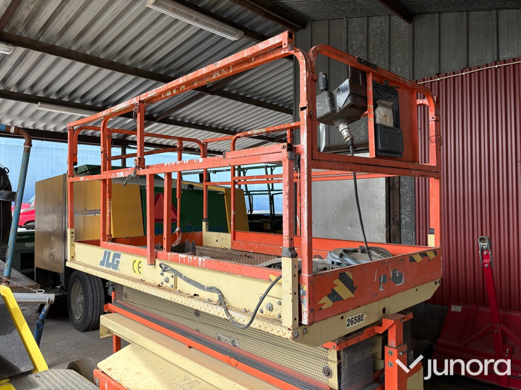 Saxlift JLG Industries 2658E - رافعات مقصية: صور 5 Saxlift JLG Industries 2658E - رافعات مقصية: صور 5