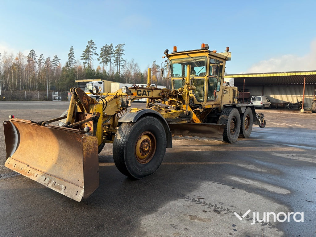 Vägskrapa - Caterpillar, 120G - ماكينات التسوية: صور 1 Vägskrapa - Caterpillar, 120G - ماكينات التسوية: صور 1