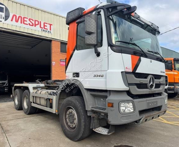 Mercedes Actros 3346 - شاحنة ذات الخطاف: صور 5 Mercedes Actros 3346 - شاحنة ذات الخطاف: صور 5