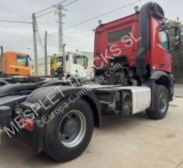 Mercedes Arocs 1845 - شاحنة جرار: صور 2 Mercedes Arocs 1845 - شاحنة جرار: صور 2