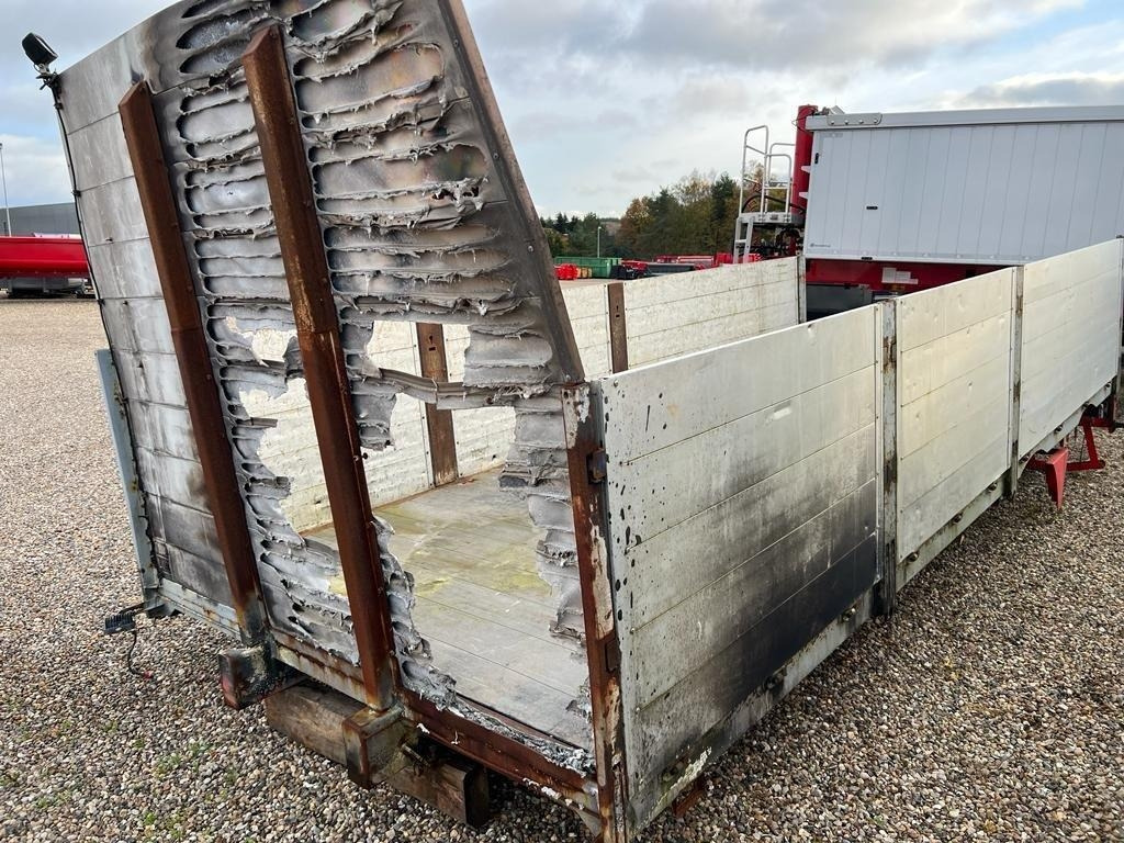 6300 mm - plads til bagmonteret kran - جسم الشاحنة المسطحة: صور 4 6300 mm - plads til bagmonteret kran - جسم الشاحنة المسطحة: صور 4