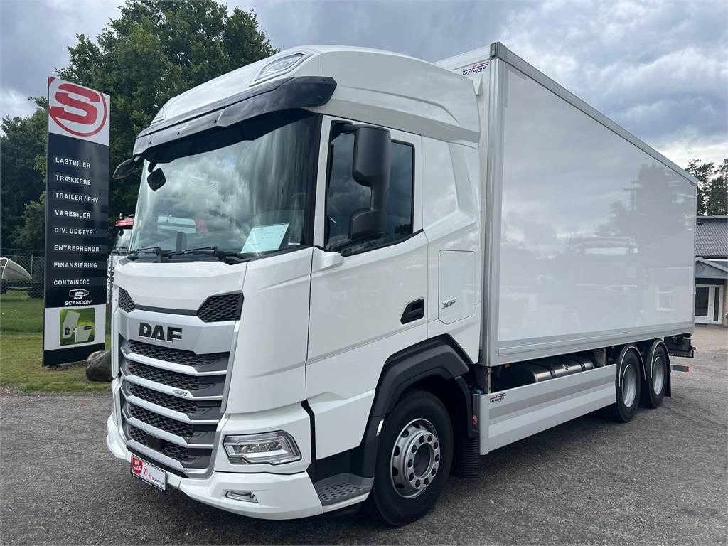 DAF XF480 FAS 6x2 - بصندوق مغلق شاحنة: صور 1 DAF XF480 FAS 6x2 - بصندوق مغلق شاحنة: صور 1