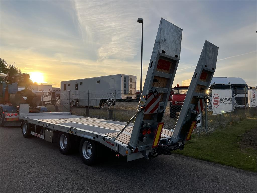 Hangler DTS-H 300 3 akslet hænger med ramper - عربة مسطحة منخفضة مقطورة: صور 4 Hangler DTS-H 300 3 akslet hænger med ramper - عربة مسطحة منخفضة مقطورة: صور 4