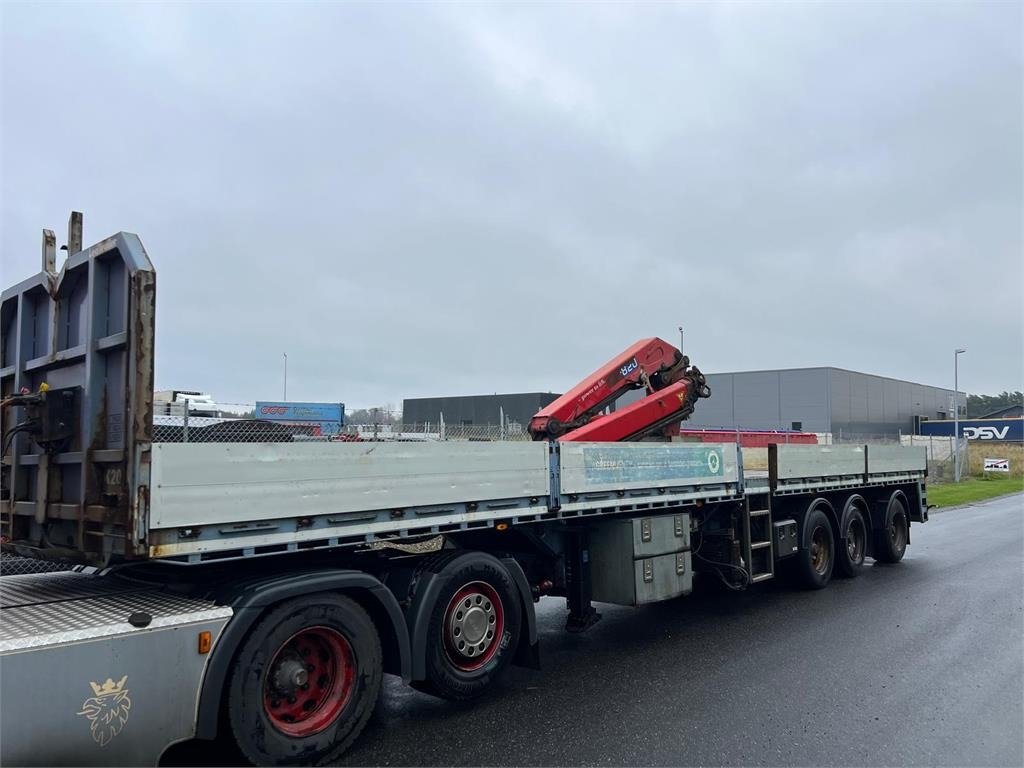 Leci 13,6 mtr. HMF 1820K3 - نصف مقطورة: صور 1 Leci 13,6 mtr. HMF 1820K3 - نصف مقطورة: صور 1