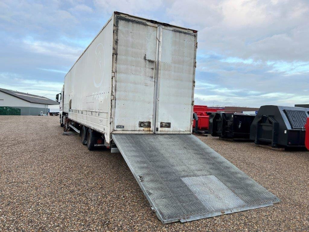 Leci 13,6 mtr. box læsserampe - بصندوق مغلق نصف مقطورة: صور 2 Leci 13,6 mtr. box læsserampe - بصندوق مغلق نصف مقطورة: صور 2
