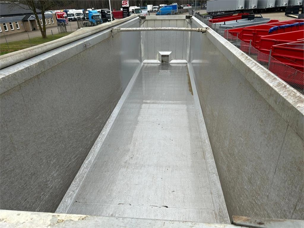 MTDK TK400 - 60m3 alu kasse - قلابة نصف مقطورة: صور 4 MTDK TK400 - 60m3 alu kasse - قلابة نصف مقطورة: صور 4