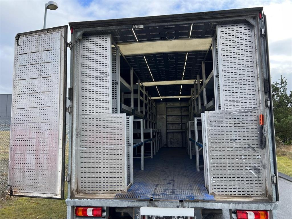 Mercedes-Benz Antos 1824 LnR - بصندوق مغلق شاحنة: صور 1 Mercedes-Benz Antos 1824 LnR - بصندوق مغلق شاحنة: صور 1