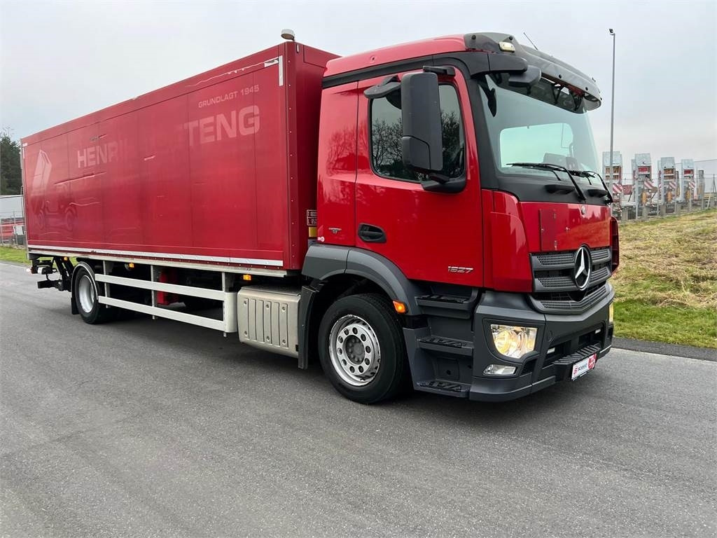 Mercedes-Benz Antos 1827 LnR - بصندوق مغلق شاحنة: صور 3 Mercedes-Benz Antos 1827 LnR - بصندوق مغلق شاحنة: صور 3