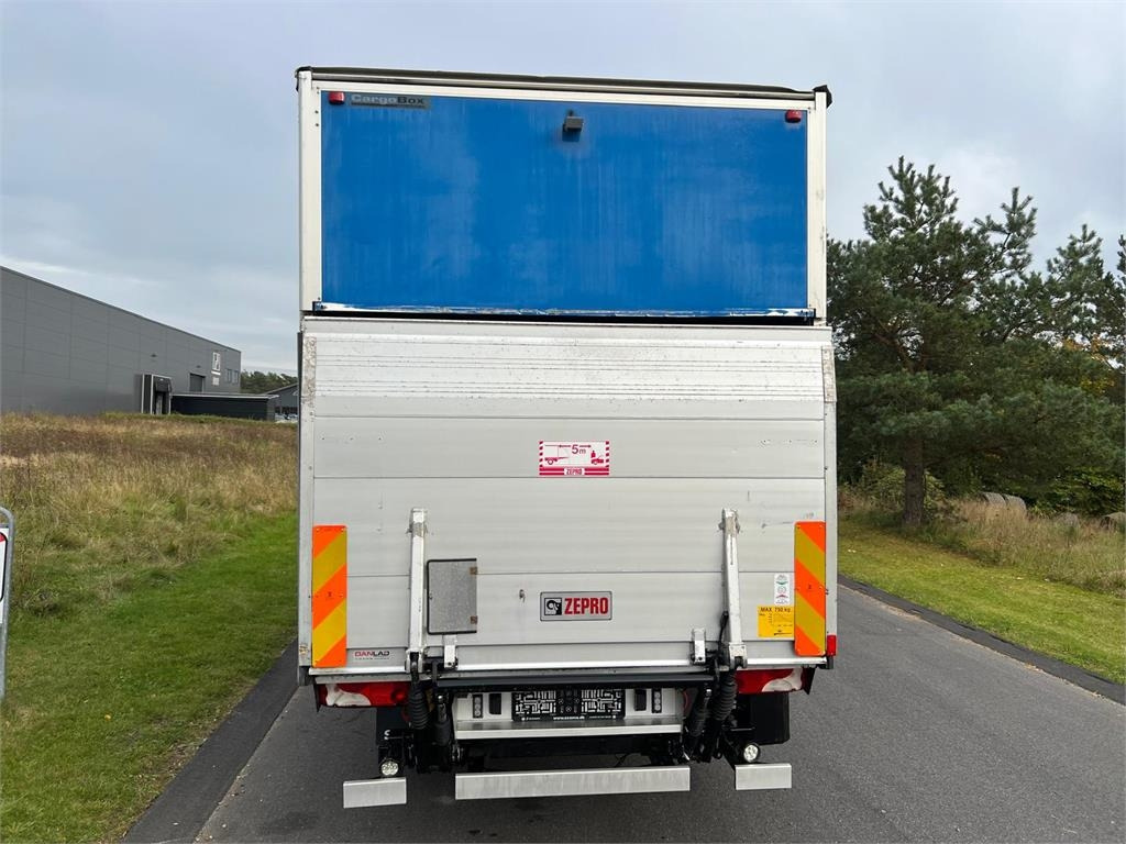 Mercedes-Benz Sprinter 516 CDI  - بصندوق مغلق شاحنة: صور 5 Mercedes-Benz Sprinter 516 CDI  - بصندوق مغلق شاحنة: صور 5