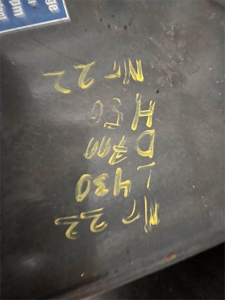 Scania 150 ltr dieseltank  - خزان وقود - شاحنة: صور 2 Scania 150 ltr dieseltank  - خزان وقود - شاحنة: صور 2