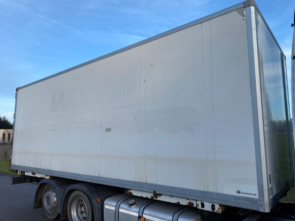 Schmitz WKO 7450 mm veksellad - بصندوق مغلق: صور 2 Schmitz WKO 7450 mm veksellad - بصندوق مغلق: صور 2