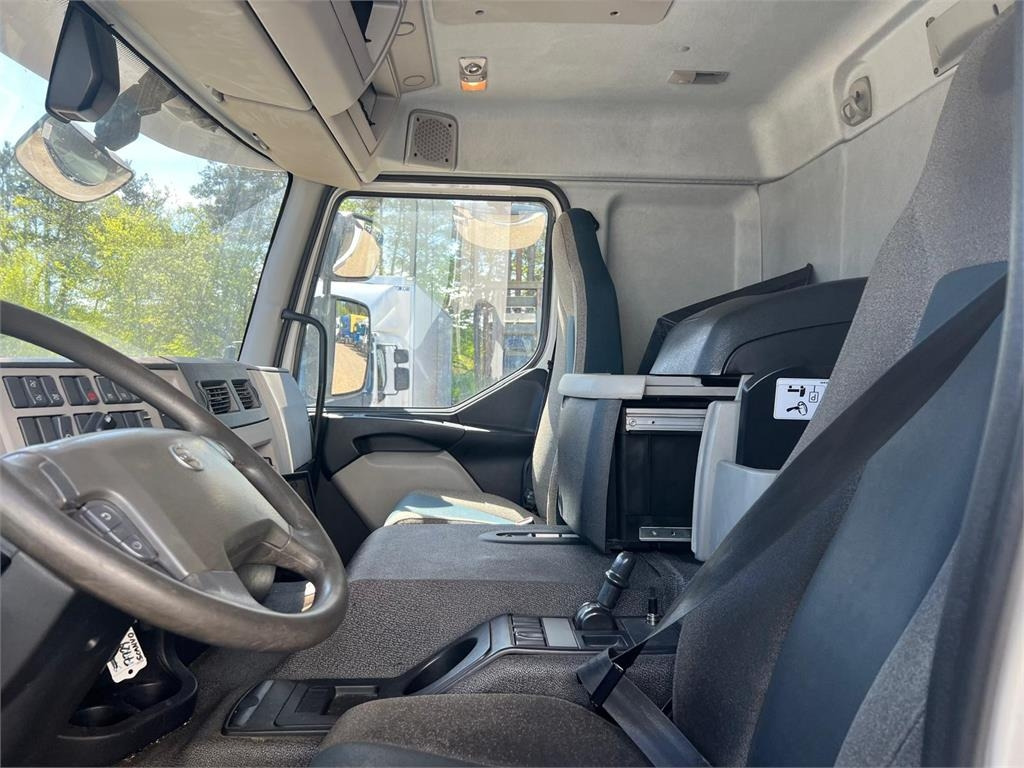 مبردة شاحنة Volvo FE320 18 ton: صور 9 مبردة شاحنة Volvo FE320 18 ton: صور 9