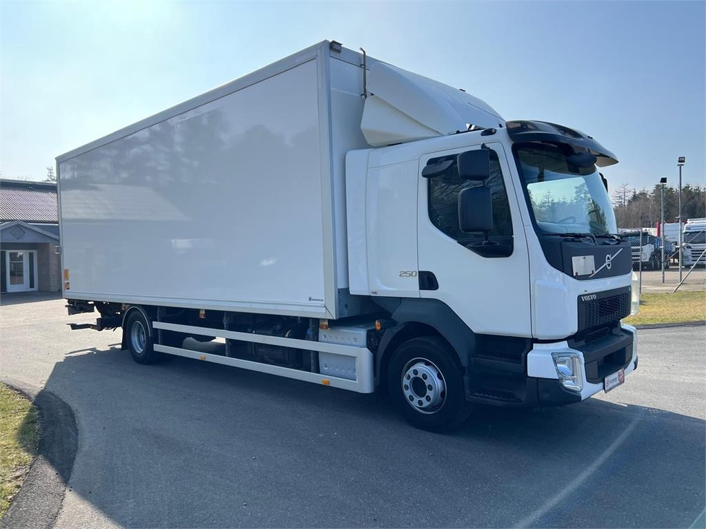Volvo FL 16 ton 250HK  - بصندوق مغلق شاحنة: صور 2 Volvo FL 16 ton 250HK  - بصندوق مغلق شاحنة: صور 2