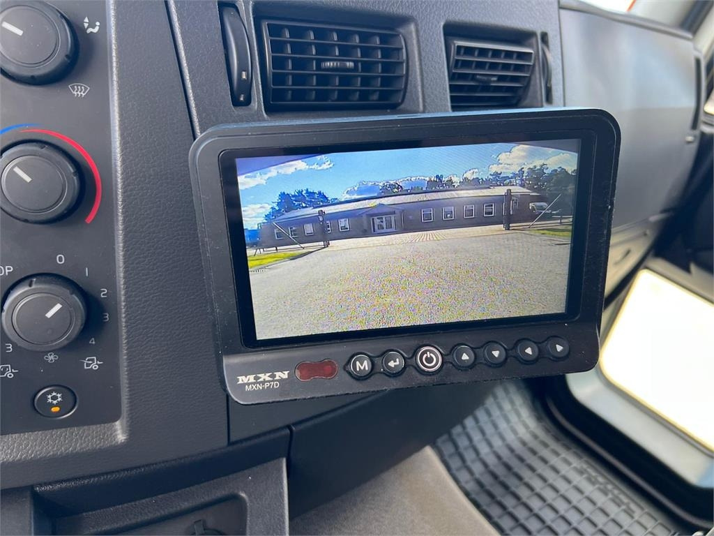 بصندوق مغلق شاحنة Volvo FL 250 16 ton: صور 15