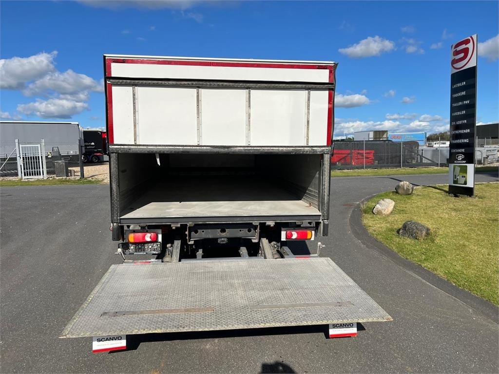 بصندوق مغلق شاحنة Volvo FL 250 16 ton: صور 13