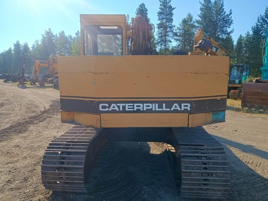 CAT 205LC - حفارات زحافة: صور 4 CAT 205LC - حفارات زحافة: صور 4