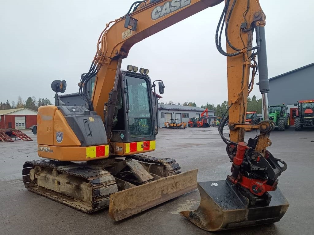 Case CX75CSR PYÖRITTÄJÄLLÄ  - حفارة مصغرة: صور 5 Case CX75CSR PYÖRITTÄJÄLLÄ  - حفارة مصغرة: صور 5