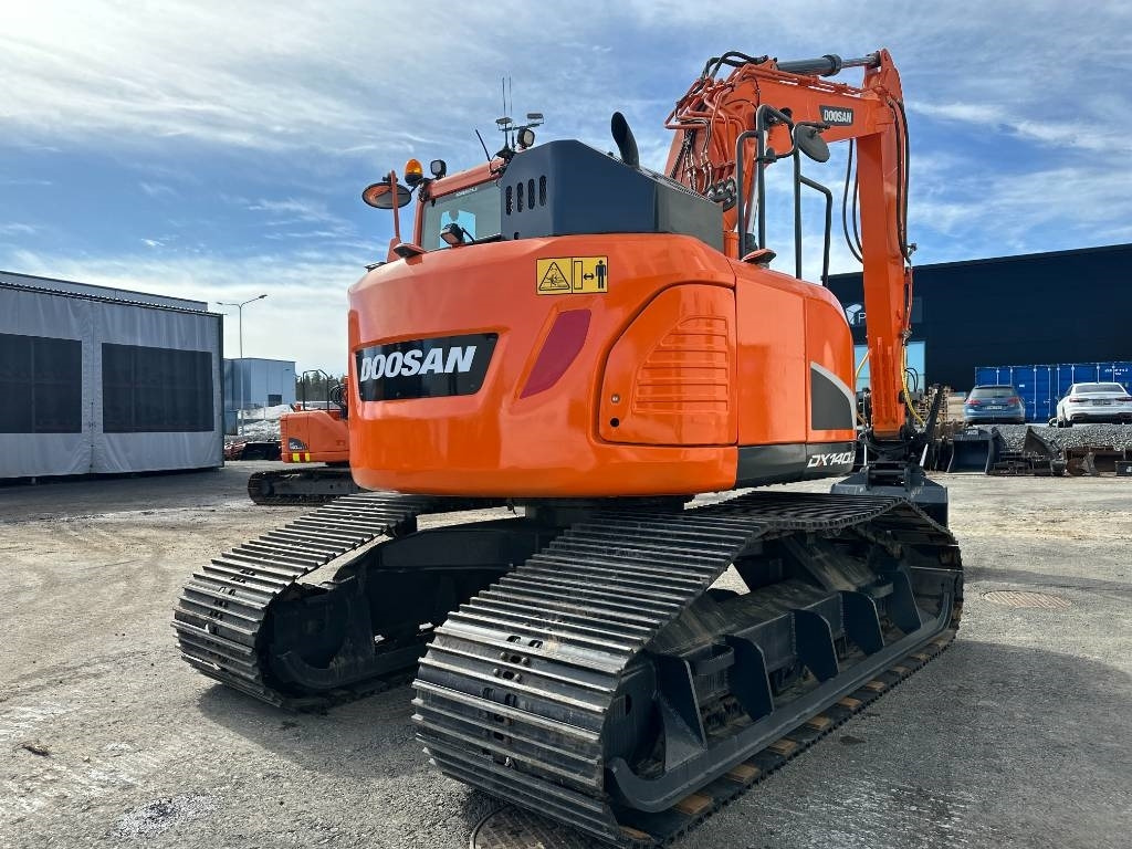Doosan DX 140 LCR-5 metsäalusta - حفارات زحافة: صور 4 Doosan DX 140 LCR-5 metsäalusta - حفارات زحافة: صور 4