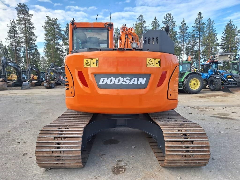 Doosan DX140LCR-5 - حفارات زحافة: صور 3 Doosan DX140LCR-5 - حفارات زحافة: صور 3