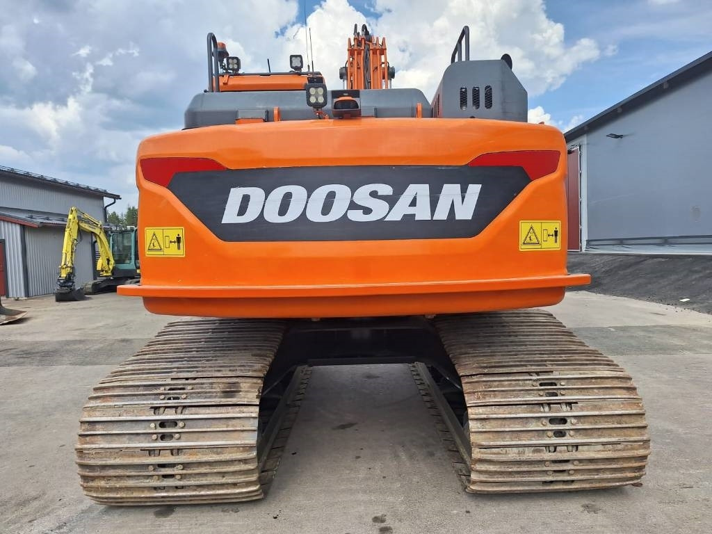 Doosan DX160LCH-5 METSÄMALLI KALLISTAJALLA - حفارات زحافة: صور 3 Doosan DX160LCH-5 METSÄMALLI KALLISTAJALLA - حفارات زحافة: صور 3