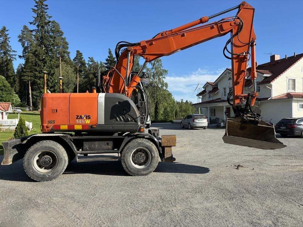 Hitachi ZX 145 W-3 tulossa - حفارة على عجلات: صور 2 Hitachi ZX 145 W-3 tulossa - حفارة على عجلات: صور 2