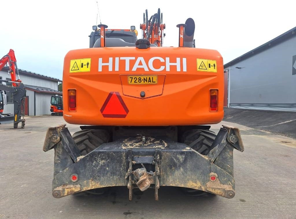 Hitachi ZX140W-5 HUIPPUVARUSTEET - حفارة على عجلات: صور 3 Hitachi ZX140W-5 HUIPPUVARUSTEET - حفارة على عجلات: صور 3