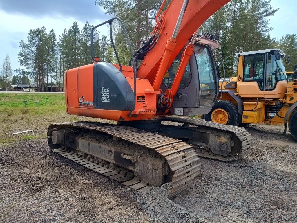 Hitachi ZX225USR KALLISTAJALLA - حفارات زحافة: صور 5 Hitachi ZX225USR KALLISTAJALLA - حفارات زحافة: صور 5