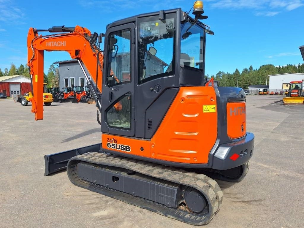 Hitachi ZX65USB-5 - حفارة مصغرة: صور 2 Hitachi ZX65USB-5 - حفارة مصغرة: صور 2