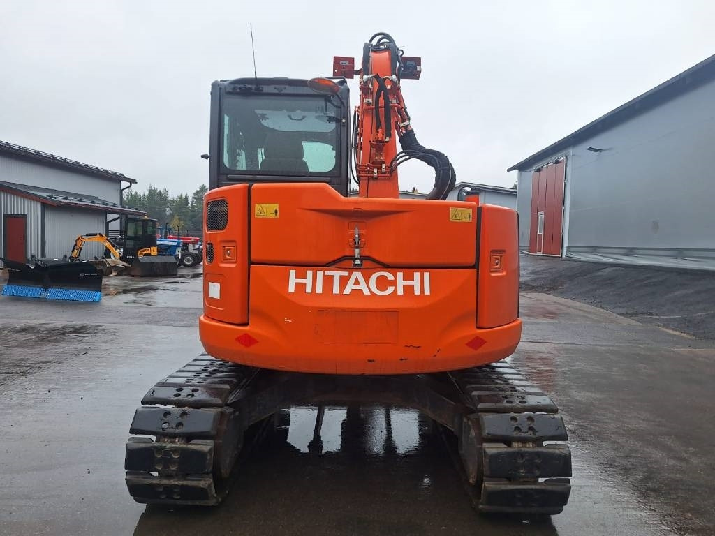Hitachi ZX85US-5 PYÖRITTÄJÄLLÄ - حفارة مصغرة: صور 3 Hitachi ZX85US-5 PYÖRITTÄJÄLLÄ - حفارة مصغرة: صور 3