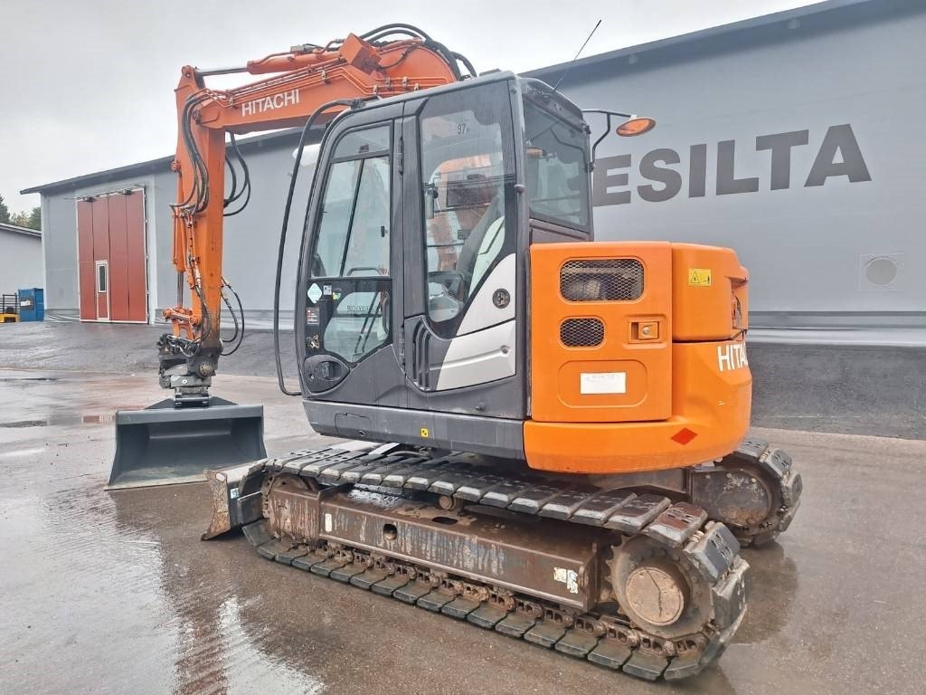 Hitachi ZX85US-5 PYÖRITTÄJÄLLÄ - حفارة مصغرة: صور 2 Hitachi ZX85US-5 PYÖRITTÄJÄLLÄ - حفارة مصغرة: صور 2