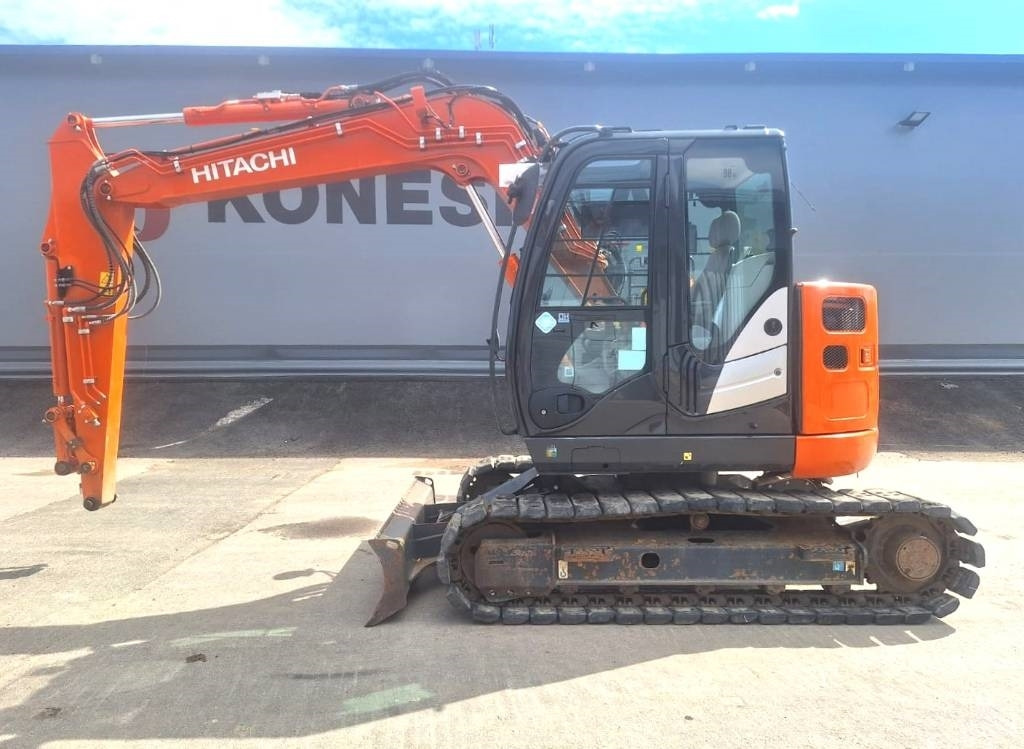 Hitachi ZX85US-6 PIENET TUNNIT - حفارة مصغرة: صور 1 Hitachi ZX85US-6 PIENET TUNNIT - حفارة مصغرة: صور 1